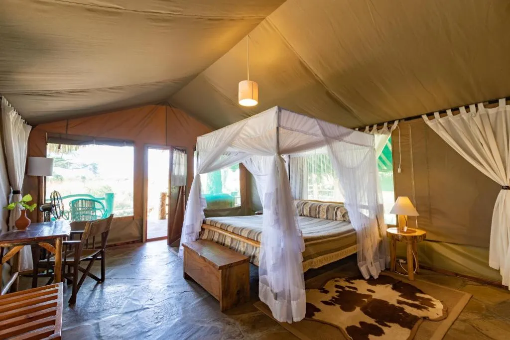 Kibo Safari Camp 2 Night Safari 4