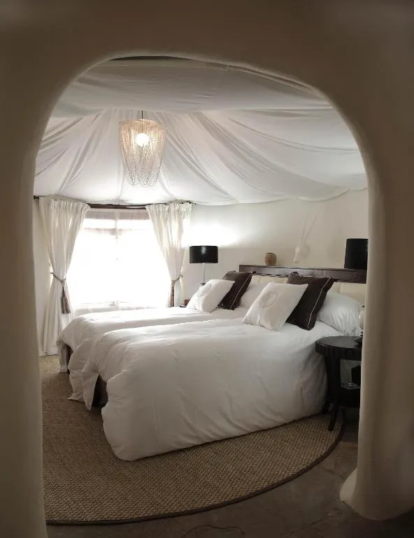 Olarro Lodge 2 Night Safari 1