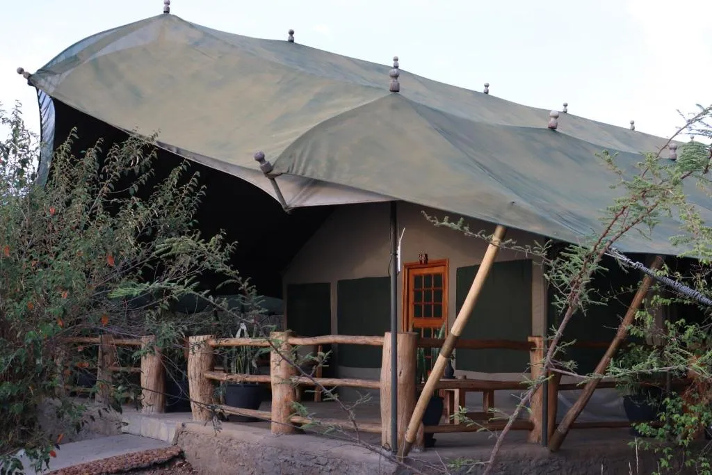 Mara Maisha Camp 2 Night Safari 39
