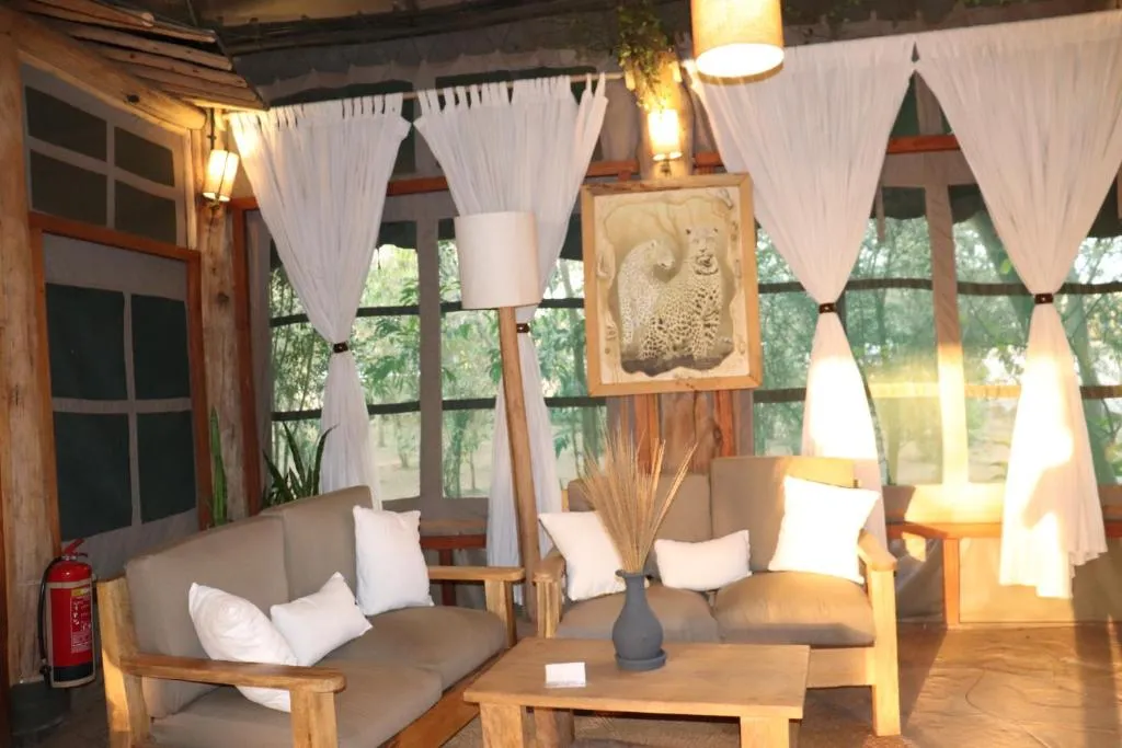 Mara Maisha Camp 2 Night Safari 12