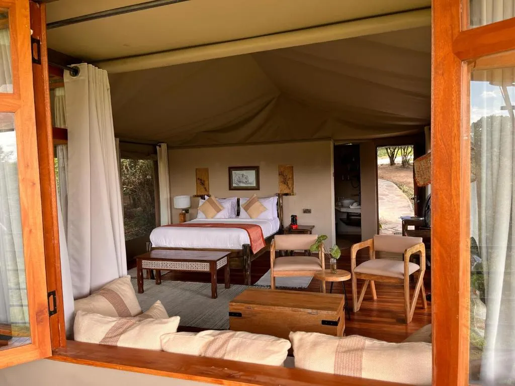 Ashnil Mara Camp 2 Night Safari 3