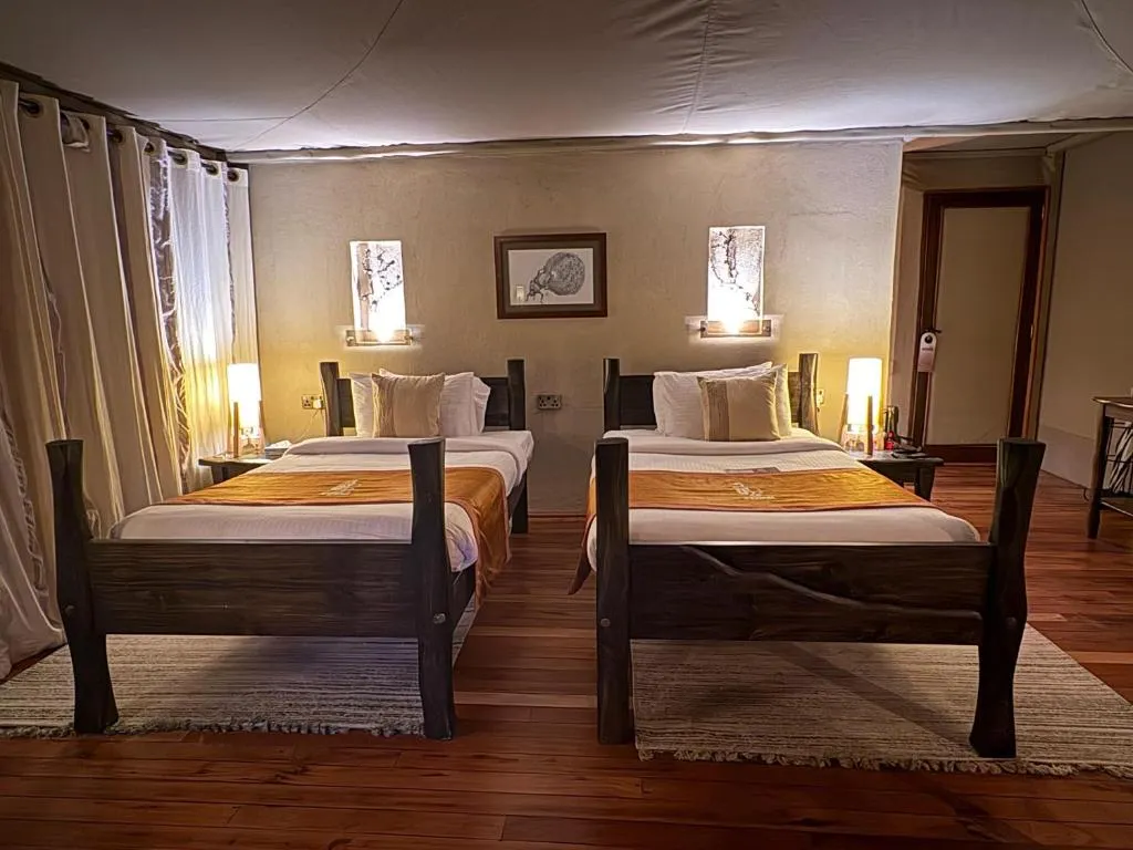 Ashnil Mara Camp 2 Night Safari 7