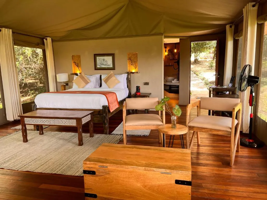 Ashnil Mara Camp 2 Night Safari 11